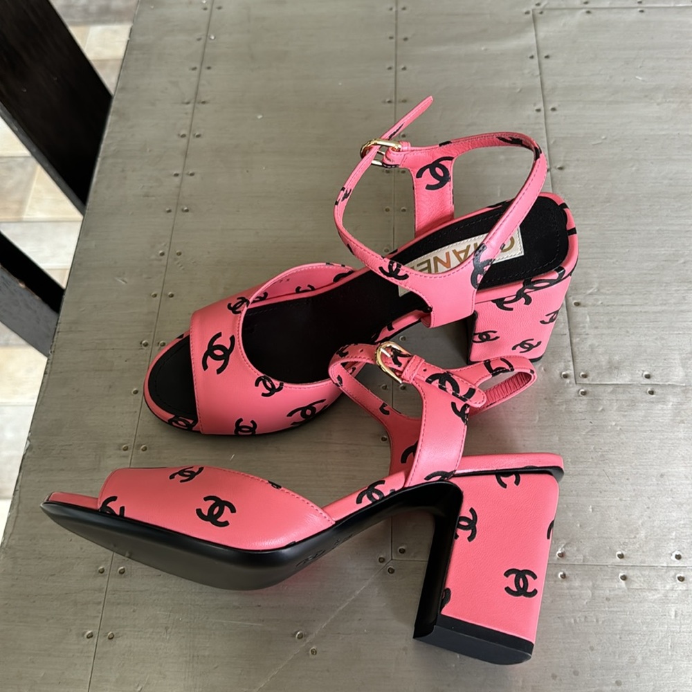Chanel crazy cc pink black sandal pump logo shoes with box and dustbag sz 38.5 - Picture 5 of 9